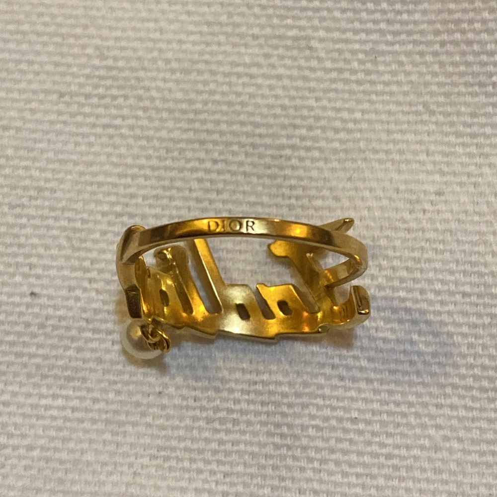 Dior J'ADIOR RING Gold-Finish Metal with a White Resin Pearl and a White Crystal - Picture 10 of 13